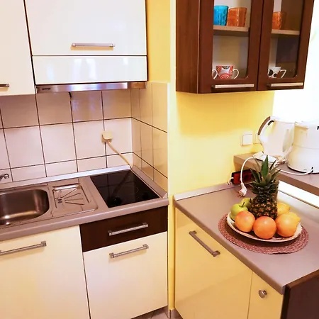 Vlado Apartment Podstrana